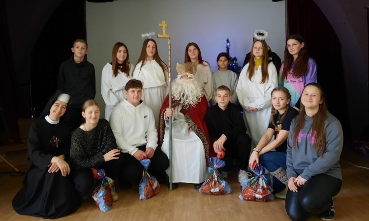 Відвідини св. Миколая нашої парафії